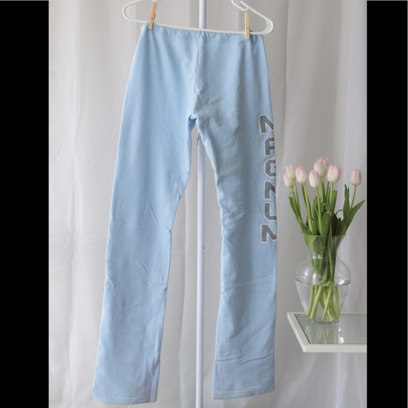 COPY - BABY BLUE MAGNUM YOGA PANTS ⚡️ - Picture 4 of 4